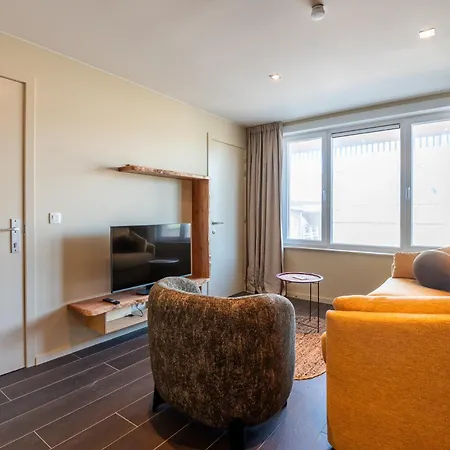Apartamento Renovated Charm & Sunny Terrace, Perfect For 2 Ostend